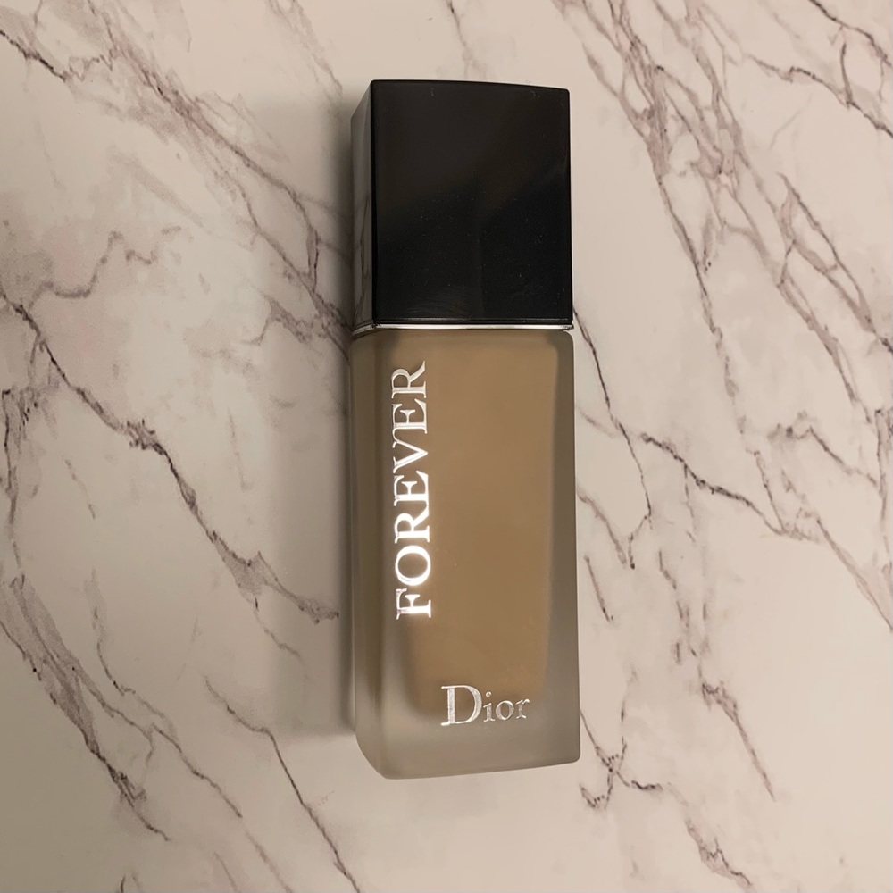 Dior Forever Skin Glow Foundation SPF 15 - 2WO Warm Olive